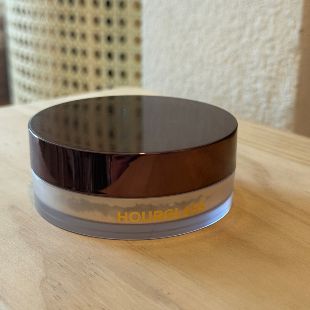 Hourglass Veil Translucent Setting Powder in Elegant Brown Jar